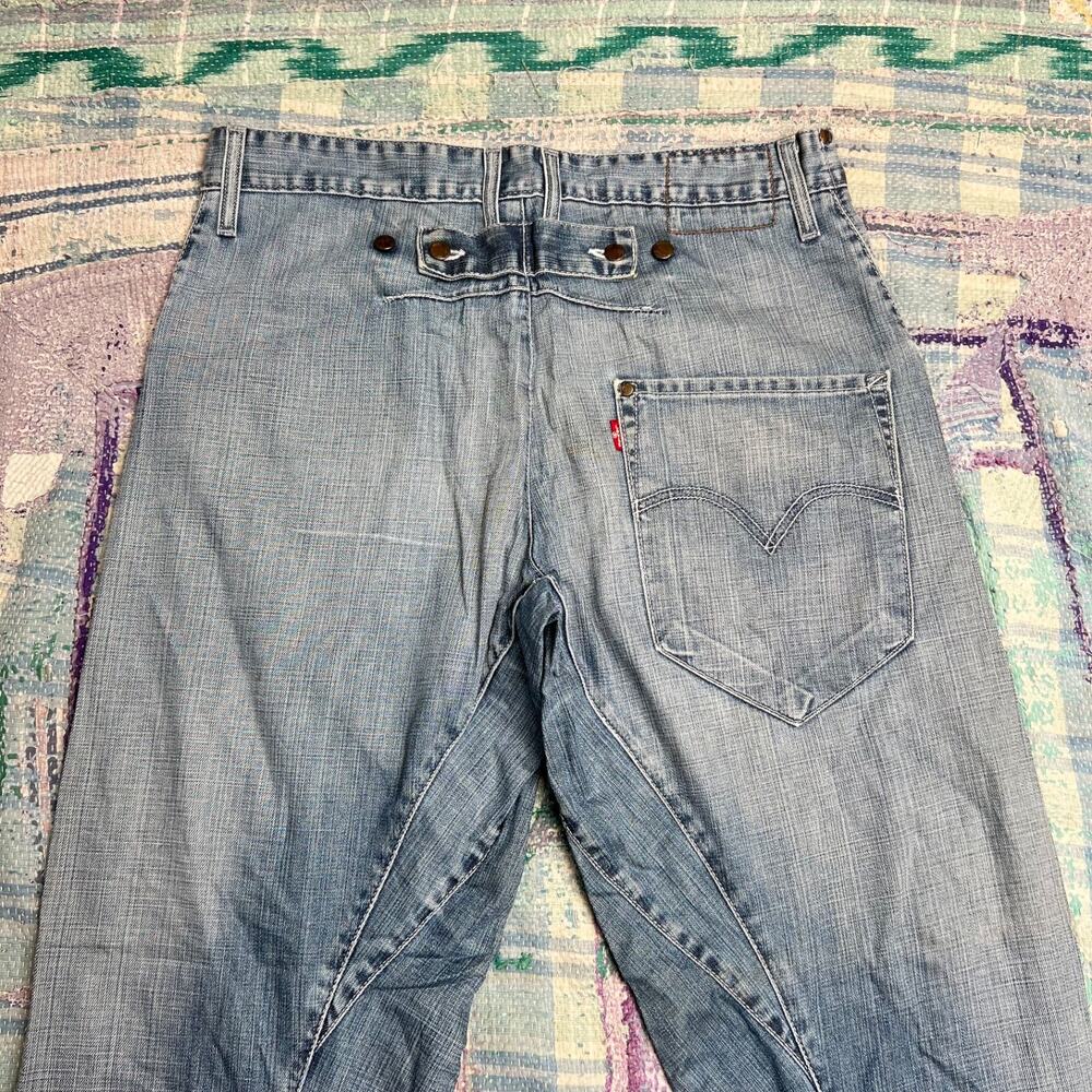 Levis Engineered Buckle Back Cinch Back Twisted Jeans Fits 34x31